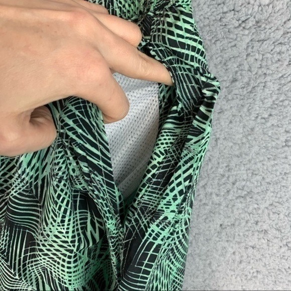 VIFUUR Mens XXL Swim Trunks Quick Dry Board Shorts with Mesh Lining - Picture 8 of 10